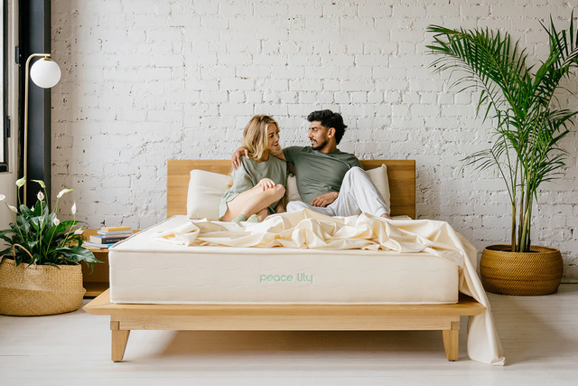 peace lily hybrid mattress